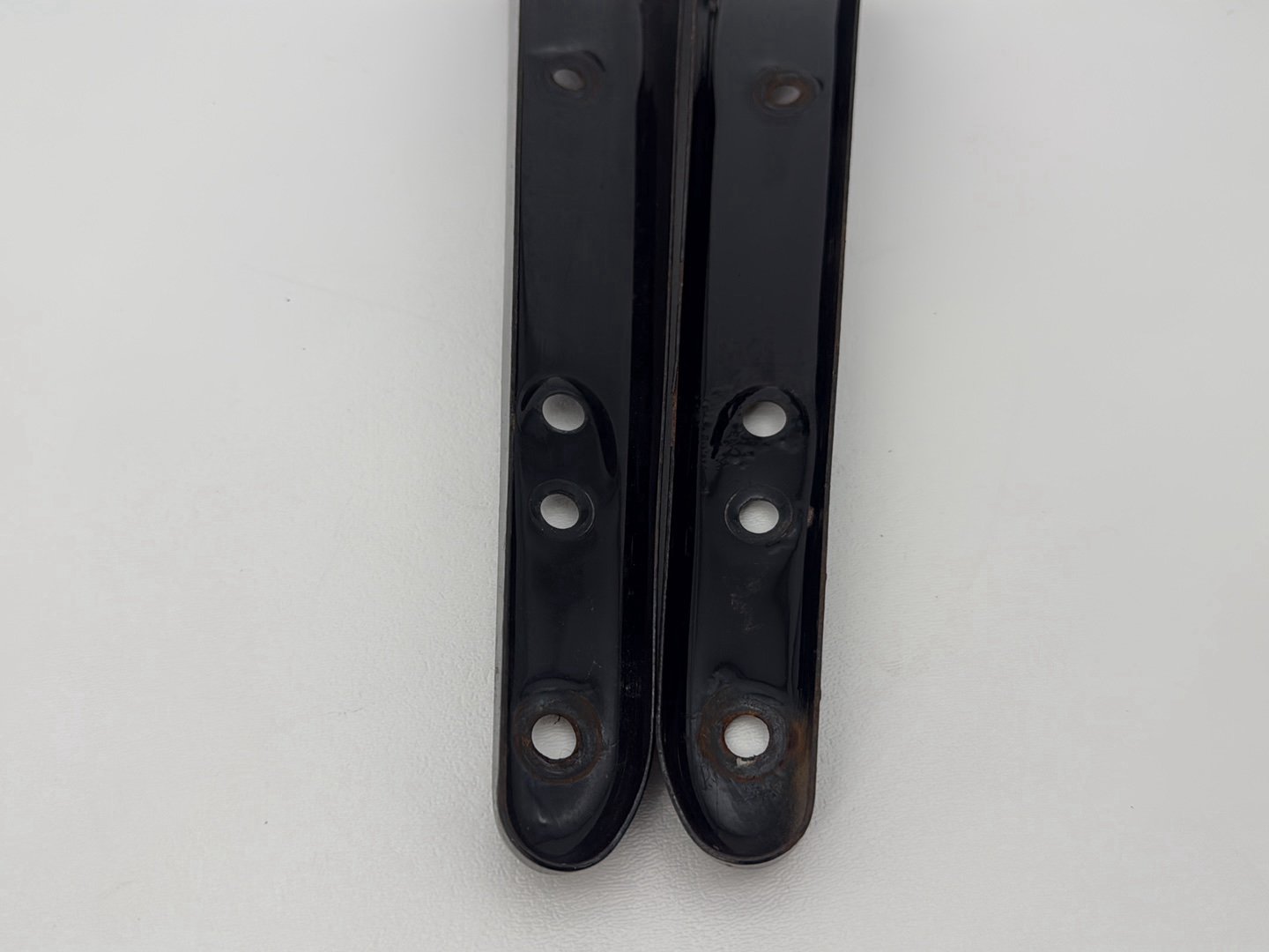 2014 Harley Sportster XL883L 883 SuperLow OEM Rear Left Right Fender Struts Bracket