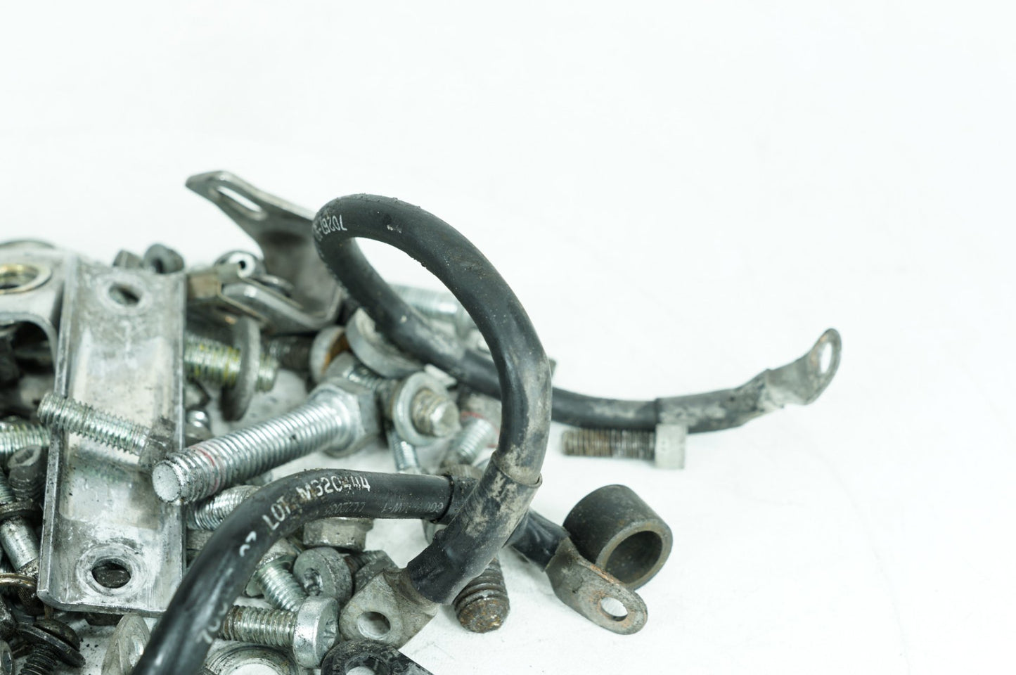 1999 - 2006 Harley-Davidson Touring Electra Glide Hardware Bolts Nuts & Brackets