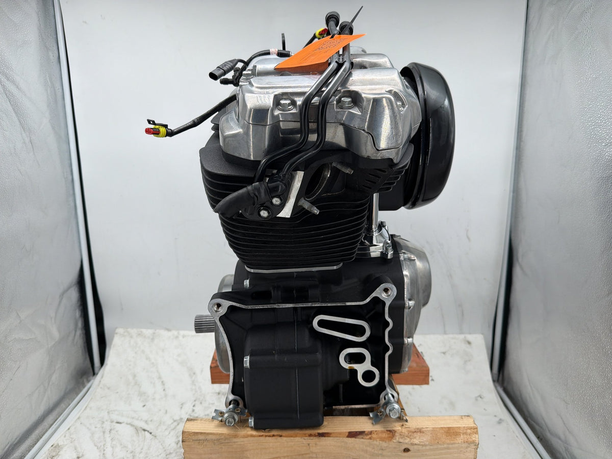 20 Harley Softail Standard FXST OEM Milwaukee M8 107 Engine Motor air-cooled 9K