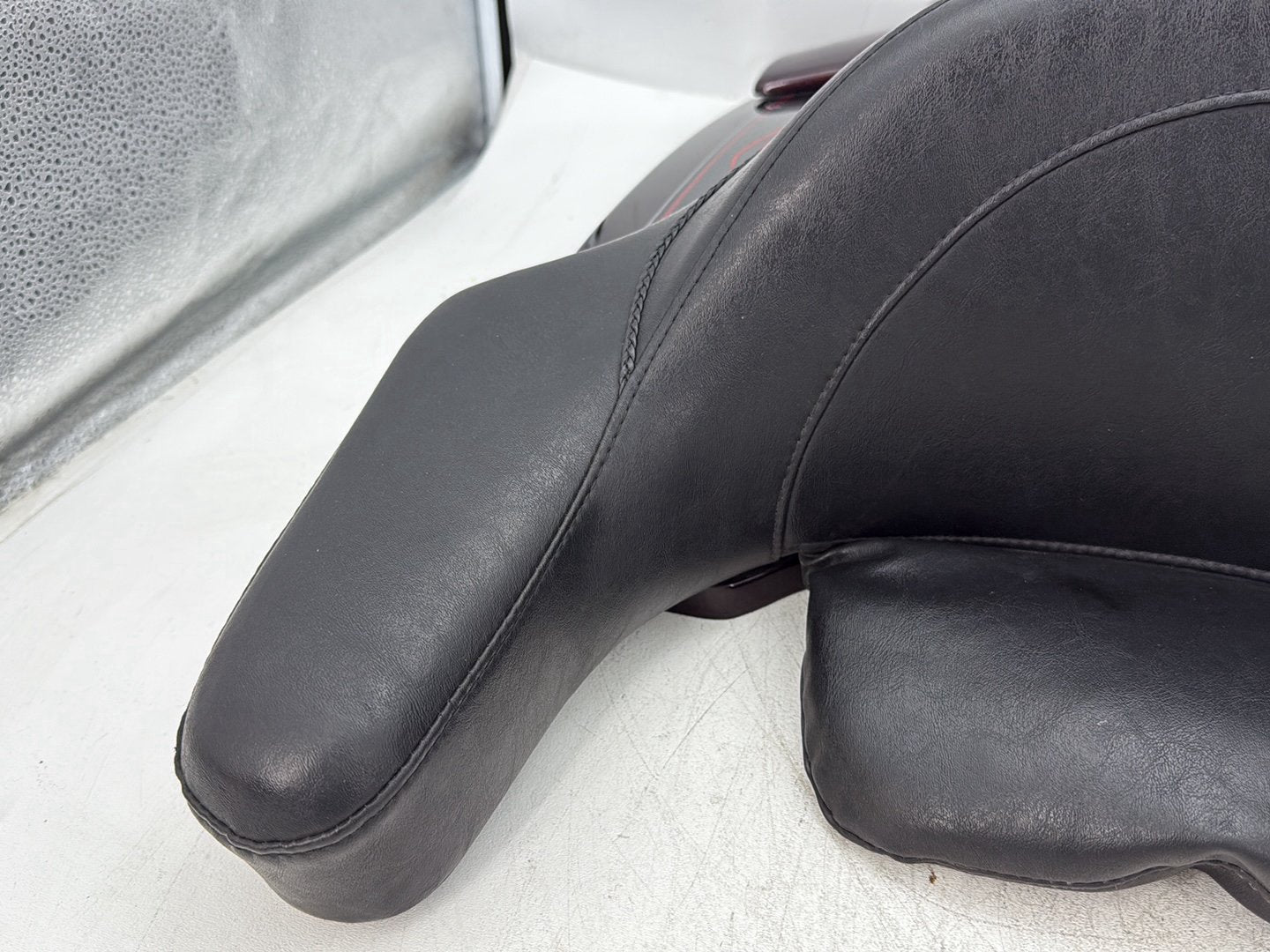 2005 Harley Electra Glide Touring Ultra FLHTCUI OEM Rear Passenger Backrest Cushion Pad