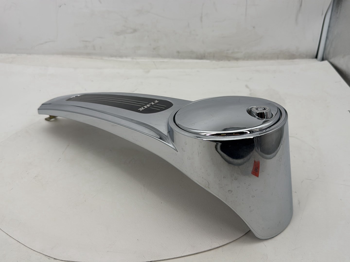 2007 Harley Street Glide Touring FLHX OEM Fuel Gas Tank Dash Console NOKey
