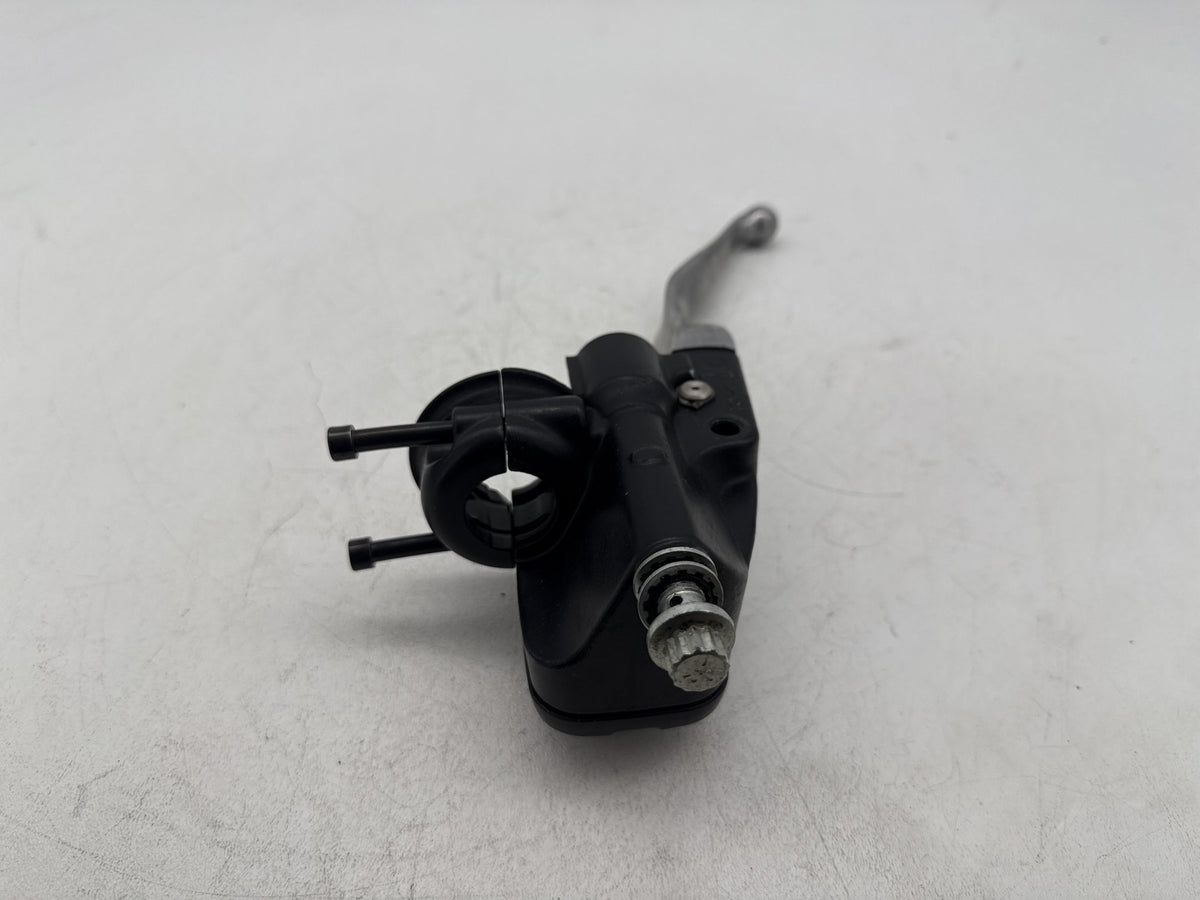 2014 Harley Softail Slim FLS OEM Front Right Brake Lever Master Cylinder