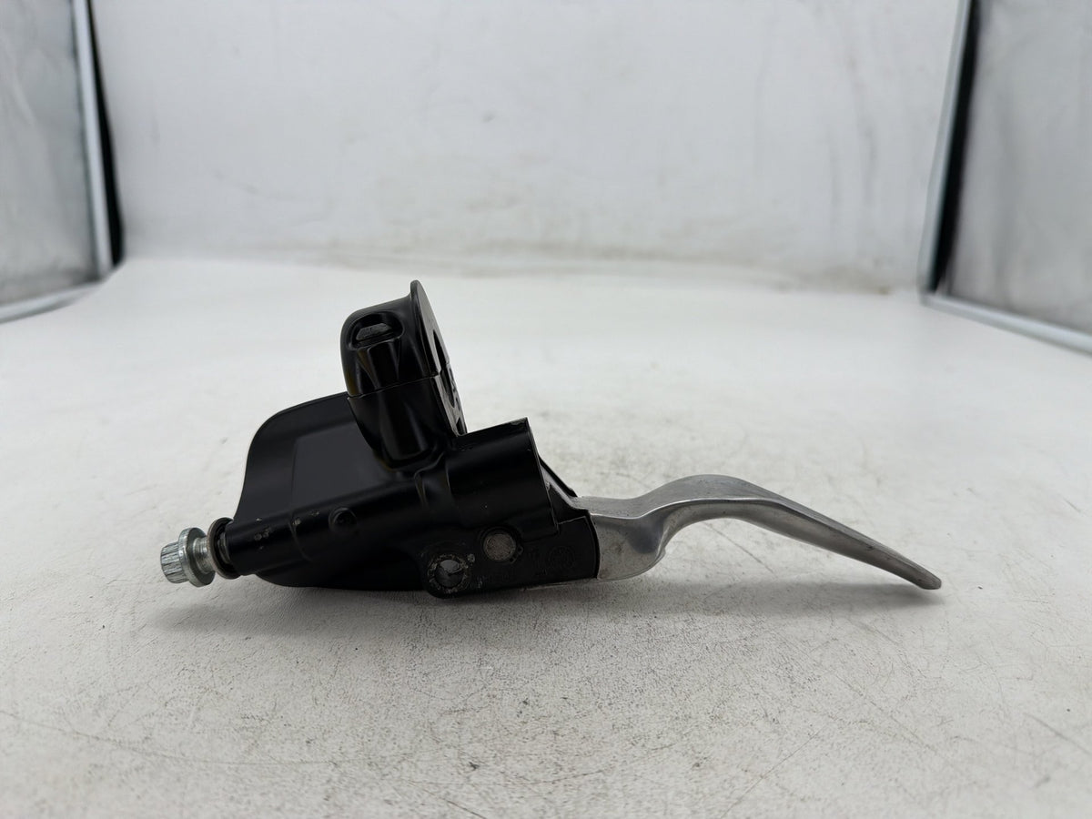 2005 Harley Dyna Super Glide Custom OEM Front Right Brake Lever Master Cylinder