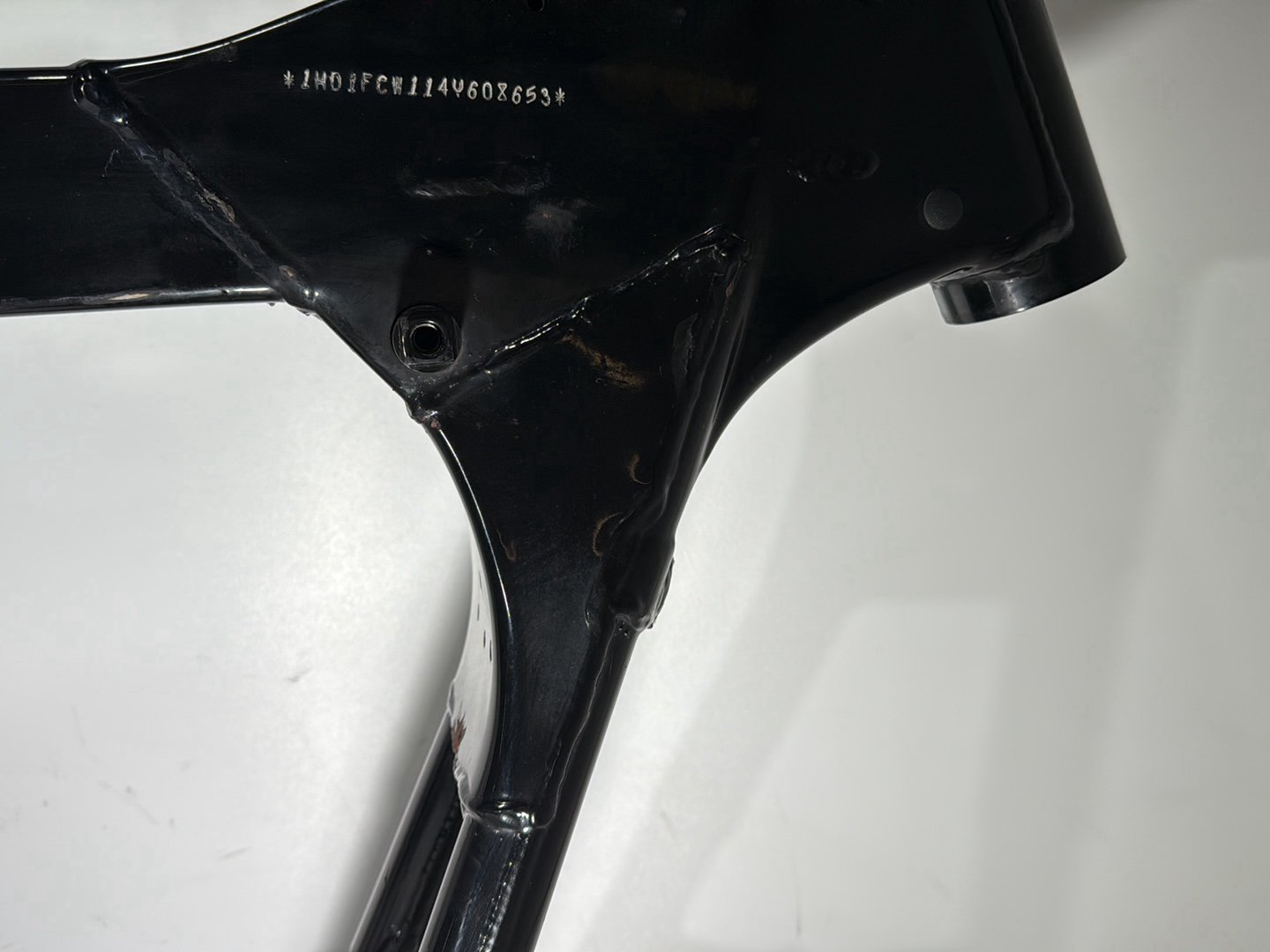 1999 - 2006 Harley-Davidson Touring Electra Glide Ultra Body Main Frame Chassis SLVG 47900-02A