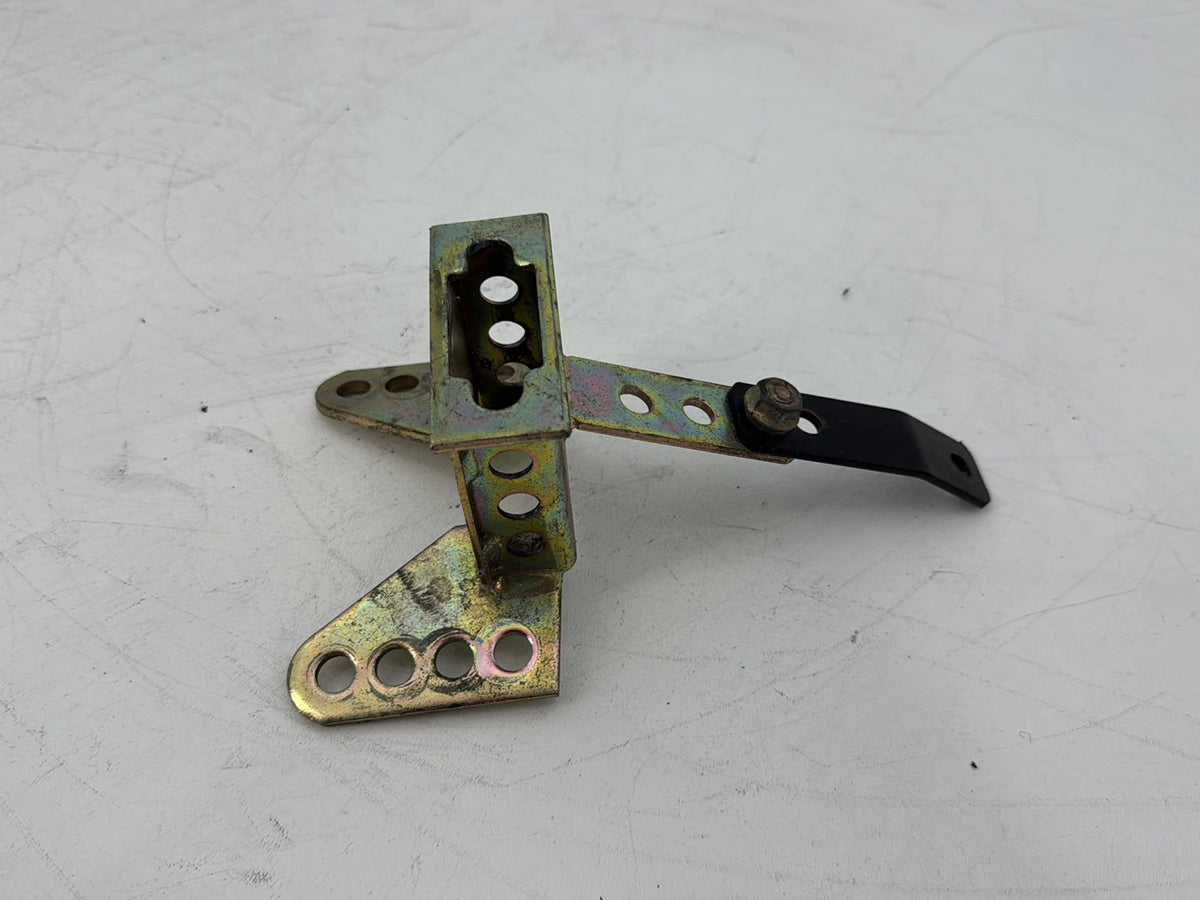 1999 - 2006 Harley-Davidson Touring Electra Glide Classic Front Driver Rider Backrest Bracket Mount 52589-09A