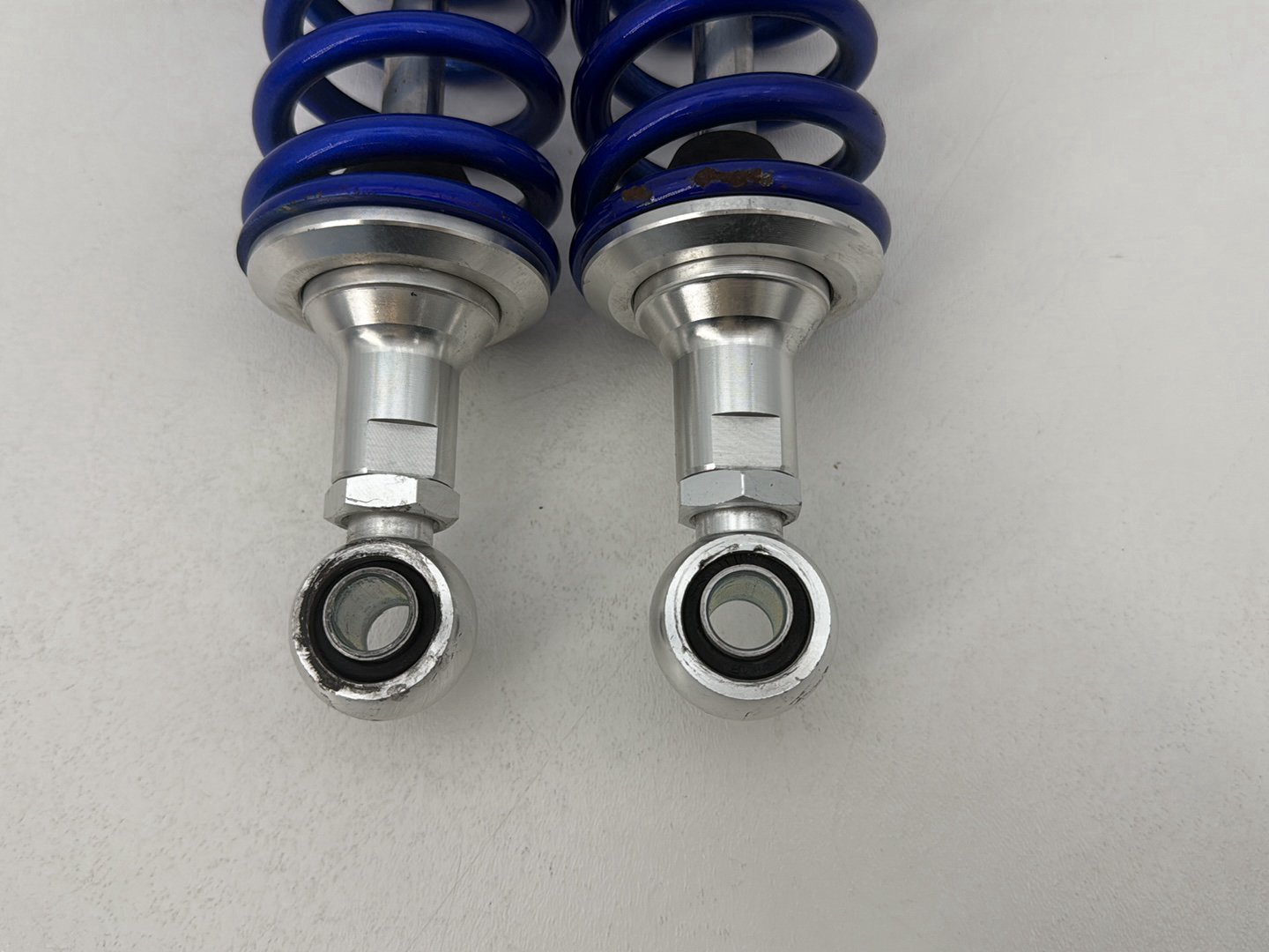 2004 - 2022 Harley-Davidson Sportster 1200 Nightster Rear Left Right Shock Absorbers DELTA/ALPHA