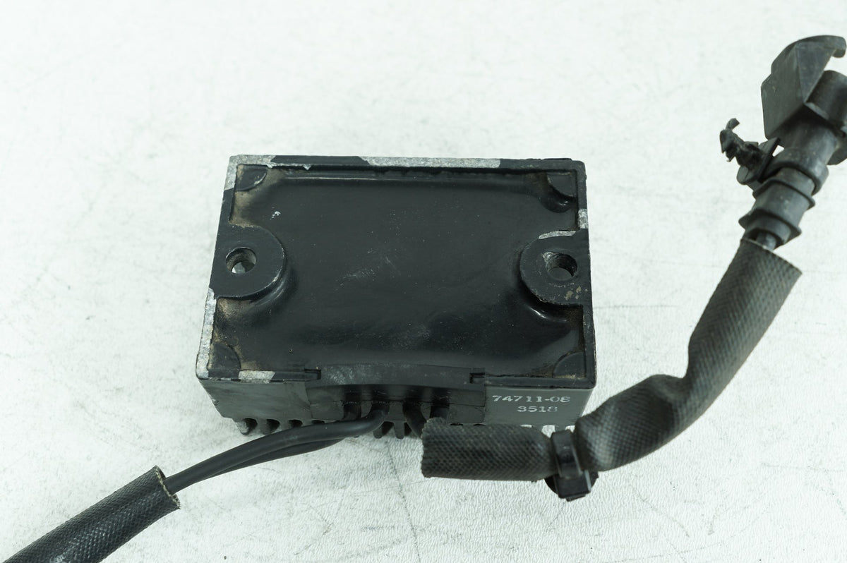 2010 Harley Sportster XL883N Iron 883 OEM Voltage Regulator Rectifier