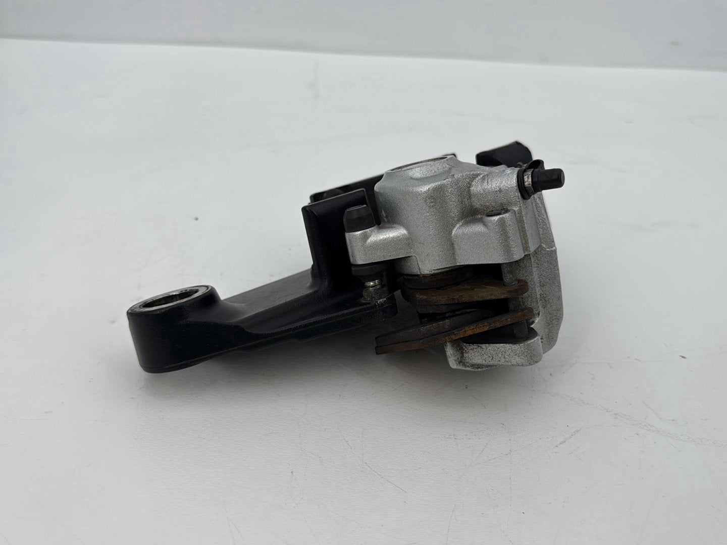 2009 Harley Sportster XL1200C 1200 Custom OEM Rear Back Brake Caliper w/ Bracket