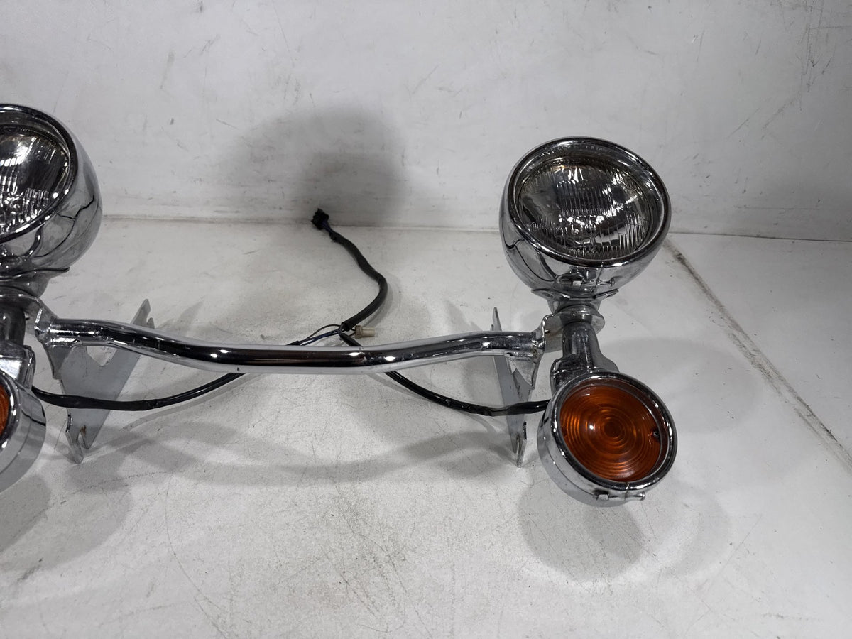 01 Harley Electra Touring Classic OEM Front Turn Signal Indicators Aux Light Bar