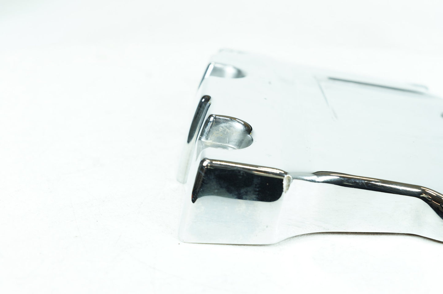 2007 - 2016 Harley-Davidson Dyna Super Glide Custom Twin Cam Top Rocker Cover 17571-99 17571-99