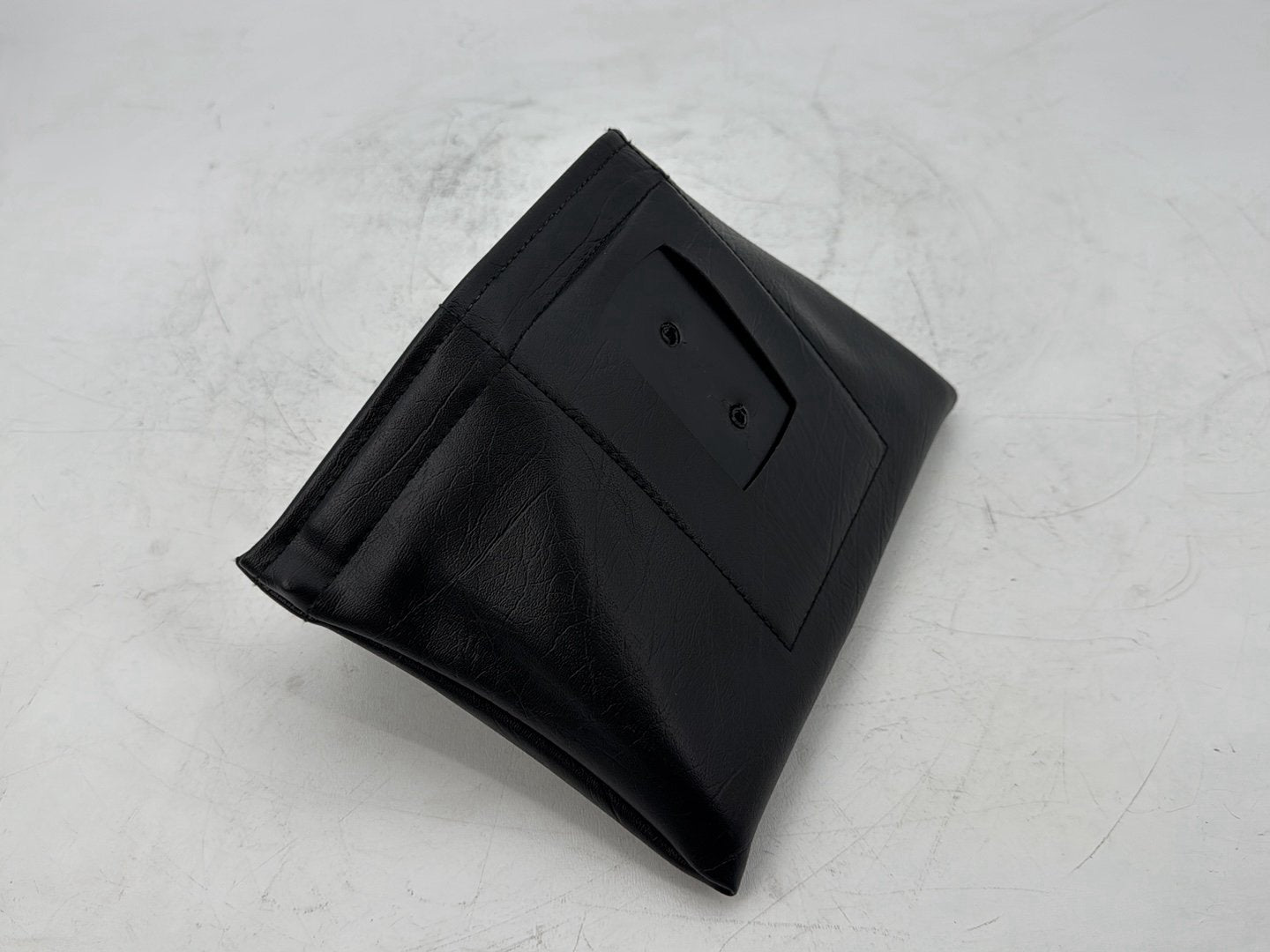 1999 - 2006 Harley-Davidson Touring Electra Glide Classic Tour-Pak Storage Pouch Leather Bag 53165-89A
