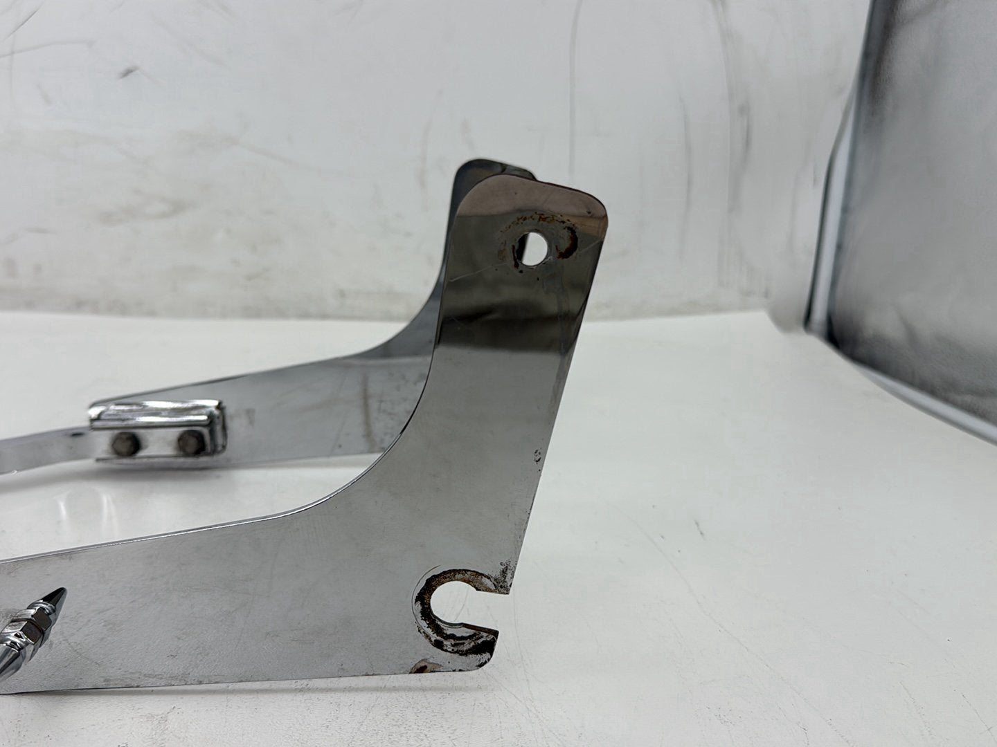 2006 Harley Dyna FXDWGI Wide Glide OEM Rear Back Sissy Bar Rail Sissybar