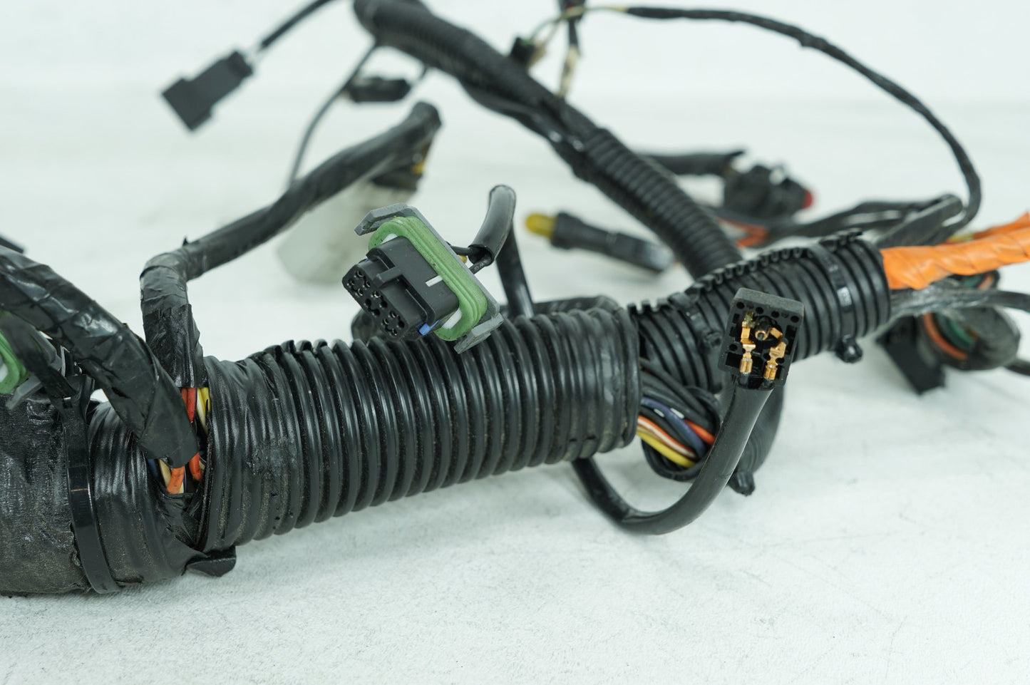 2007 - 2011 Harley-Davidson Touring Street Glide Front Sub Wiring Harness Loom Interconnect 70232-10