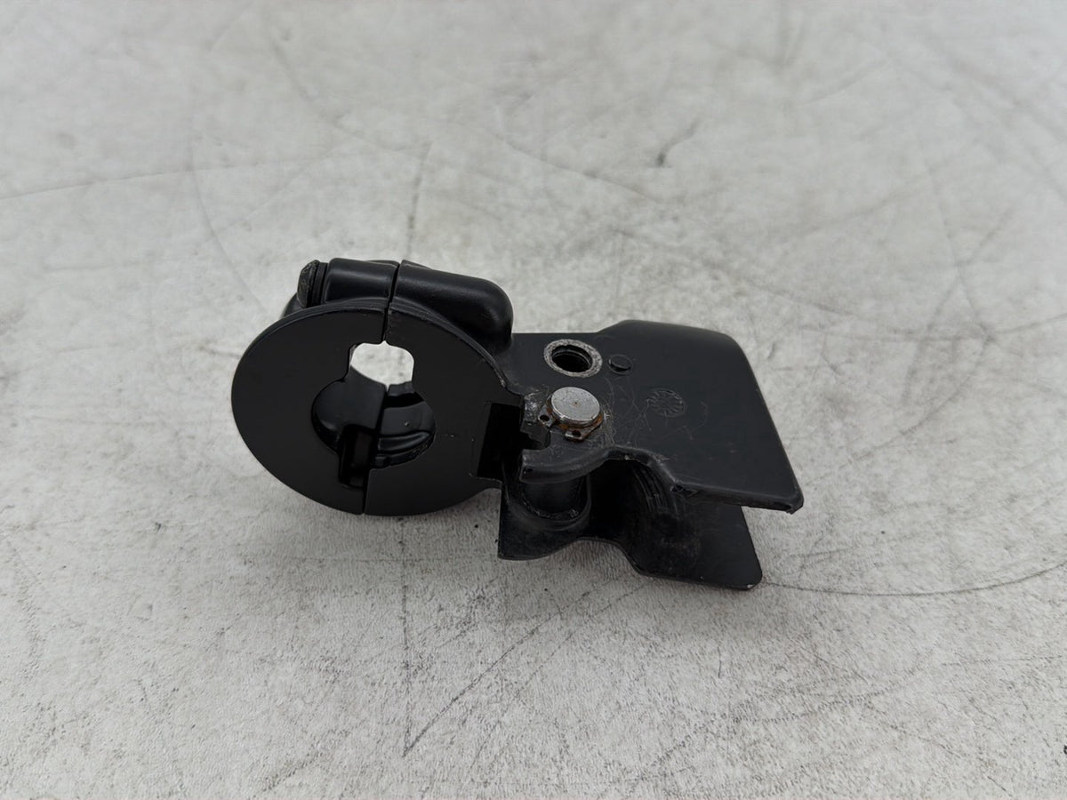 2009 Harley Road Glide Touring FLTR OEM Clutch Hand Lever Clutch Perch 38608-96
