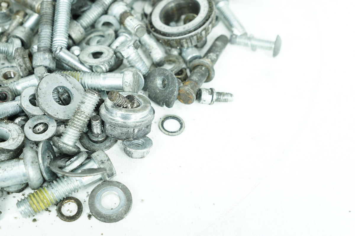 2016 Harley-Davidson Sportster XL883 - Hardware Bolts Nuts & Brackets