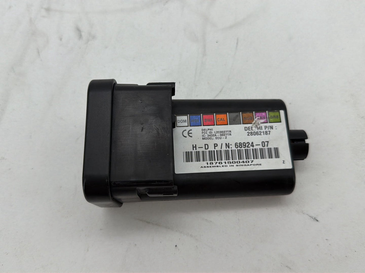 2007 Harley Street Glide Touring FLHX OEM Turn Signal Security Module TSSM