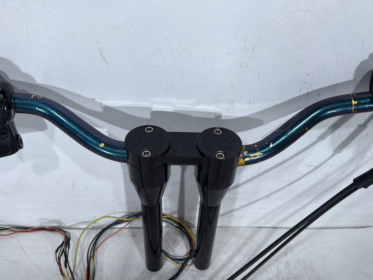 2007 Harley Dyna Street Bob FXDB OEM Handlebars Left Right Switches Controls