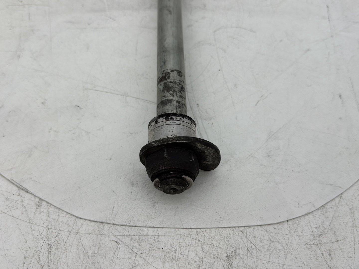 2008 Harley Electra Glide Touring Ultra FLHTCUI OEM Rear Wheel Axle Bolt Shaft