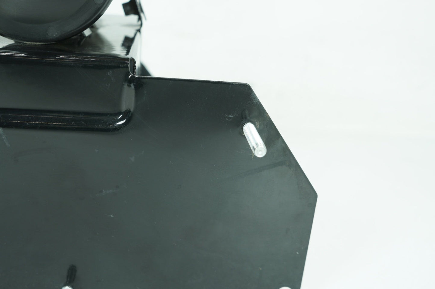 2000 - 2006 Harley-Davidson Touring CVO Screamin Eagle Road King Battery Tray Bracket Holder Carrier 66281-02A
