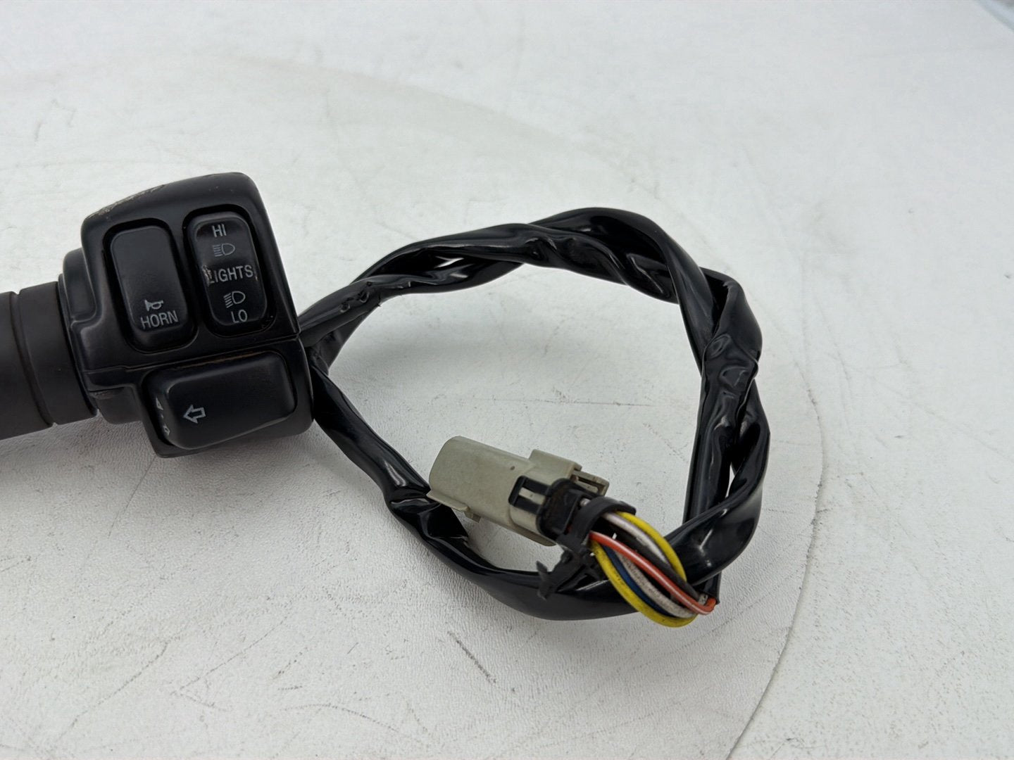 2007 - 2017 Harley-Davidson Dyna Super Glide Custom Left Turn Signal Headlight Switches Controls 71598-00