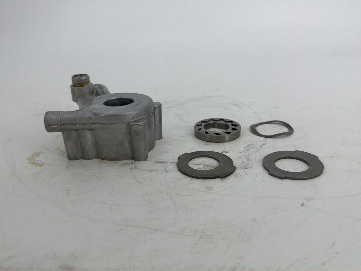 2013 Harley Touring Electra Glide Ultra Twin Cam Engine Oil Pump Cover 26277-06