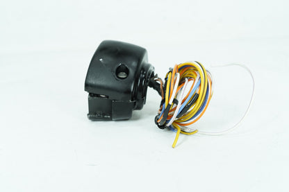 1999 - 2007 Harley-Davidson Dyna Wide Glide Left Turn Signal Headlight Switches Controls 71682-06A