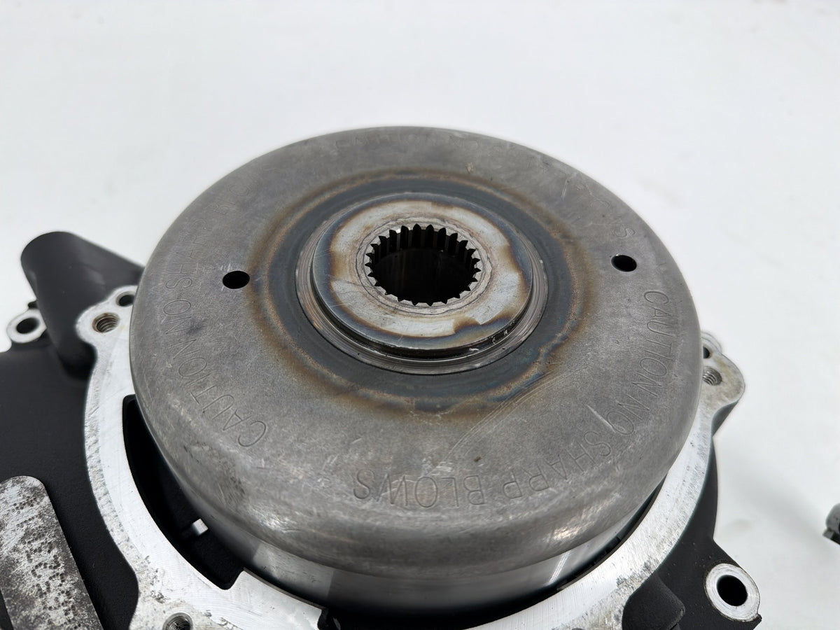 2016 Harley Touring FLHXS Street Glide OEM Crankcase Shaft Engine Motor Cover
