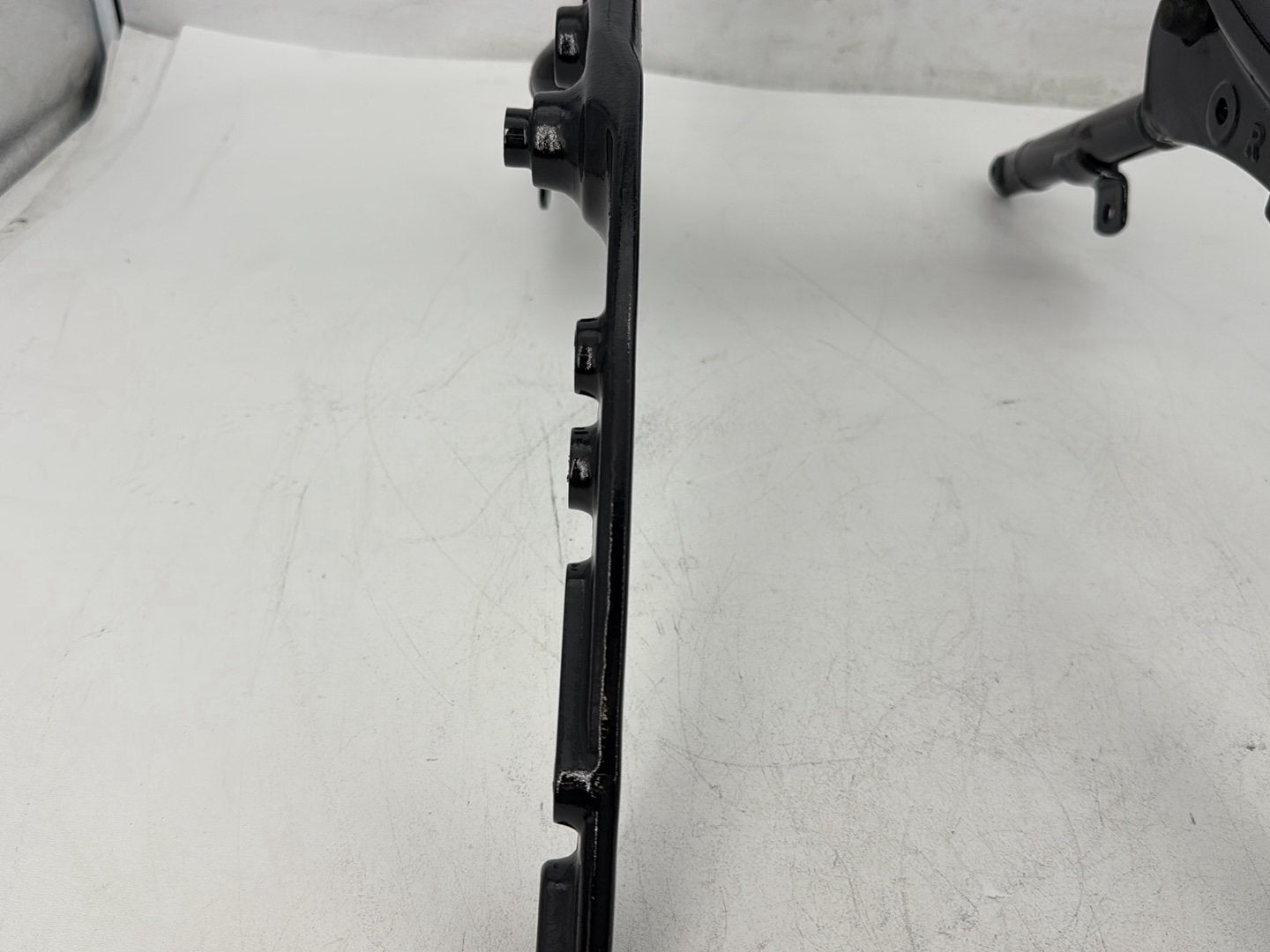 17 Harley Road Glide Touring FLTRXS OEM Rear Back Sub Frame Rail Bar 48079-09BHP