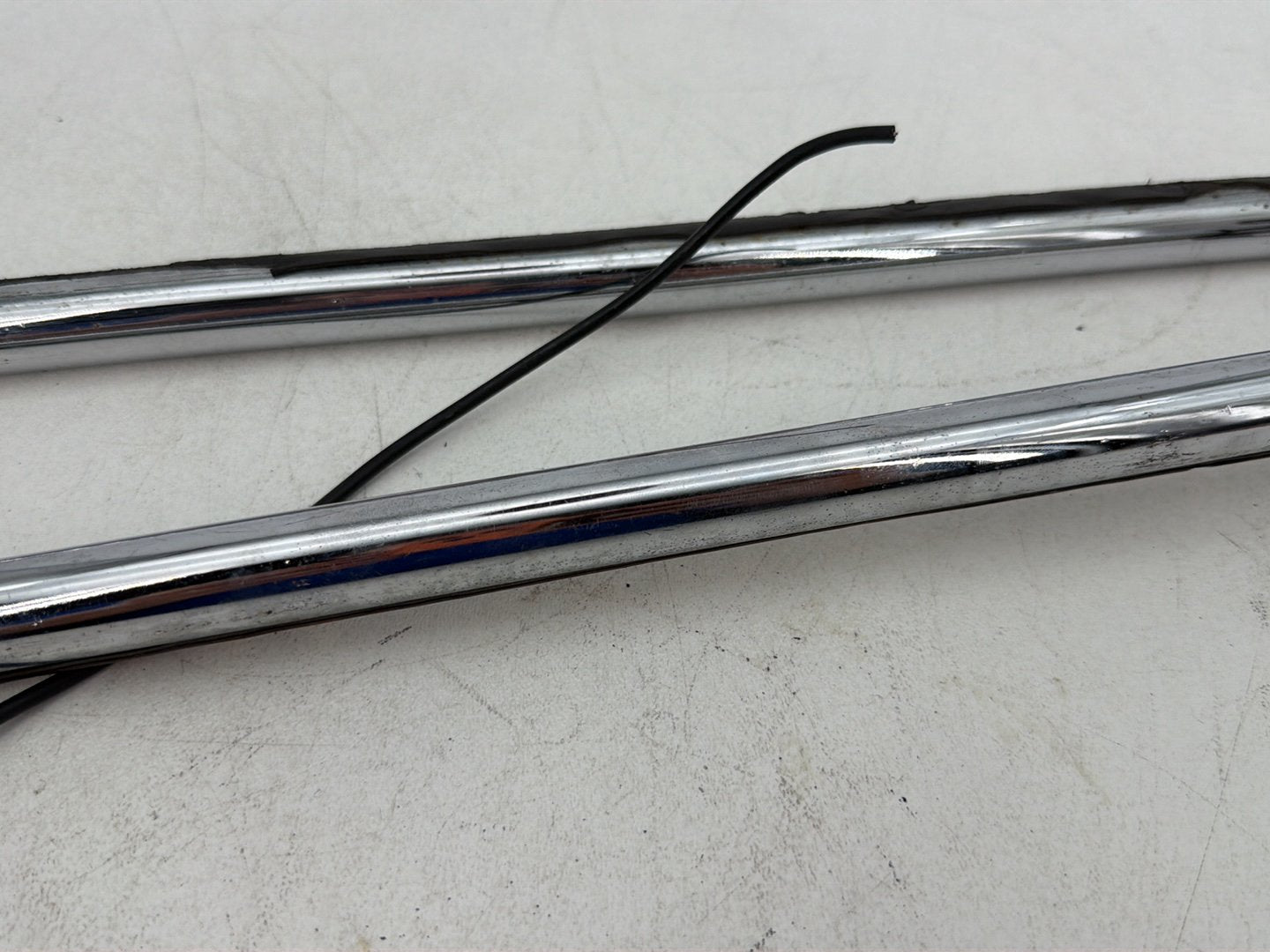 2007 - 2012 Harley-Davidson Touring Street Glide Rear Left Right Saddlebag Guard Rails Bar