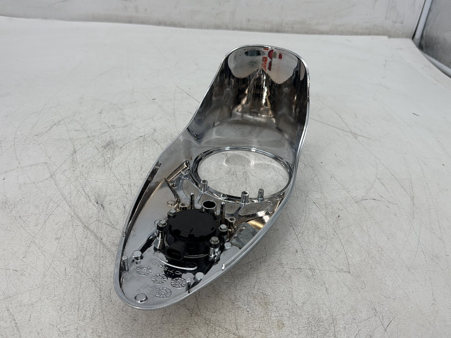 2013 Harley Heritage Softail Classic FLSTC OEM Fuel Gas Tank Dash Console NOKey