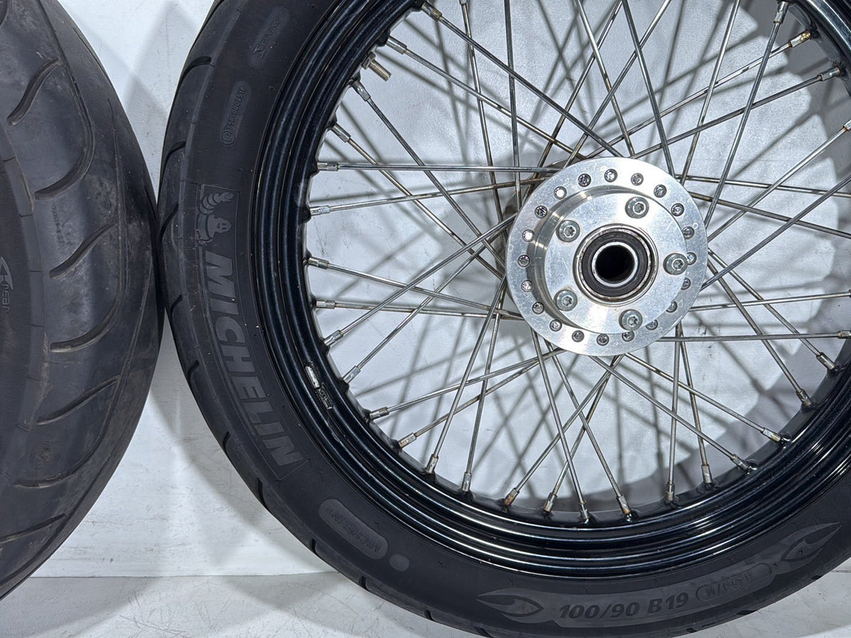 2009 Harley Dyna Street Bob FXDB OEM Front Rear Wheel Rim Tire Spoked
