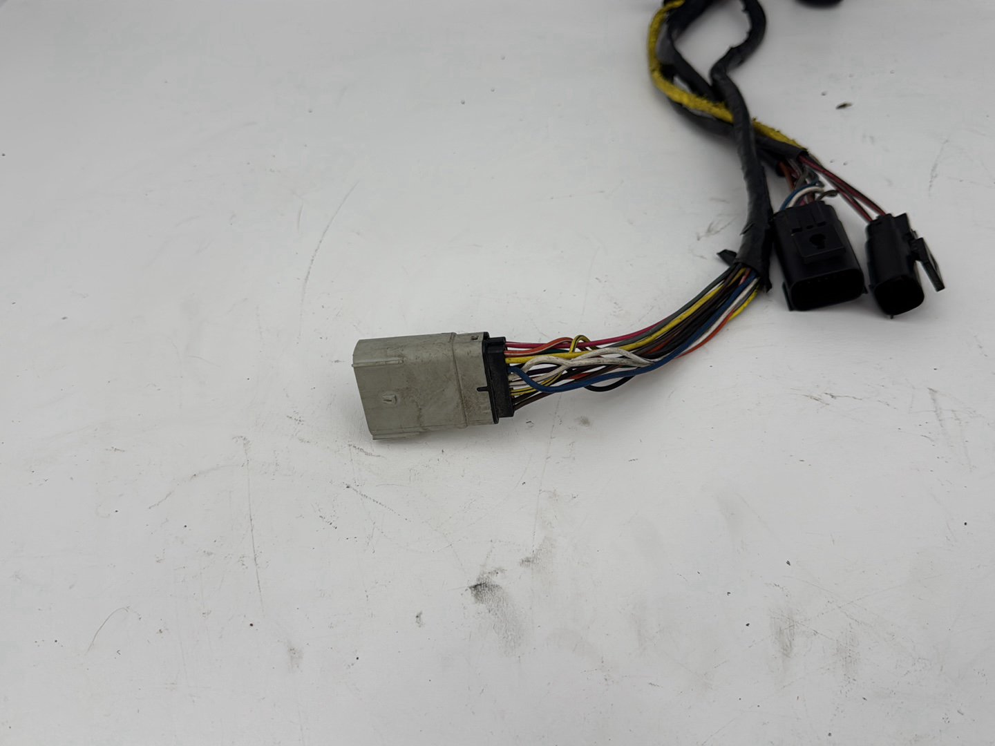 2007 - 2012 Harley-Davidson Touring Road Glide Handlebars Left Right Switches Controls 	71567-96