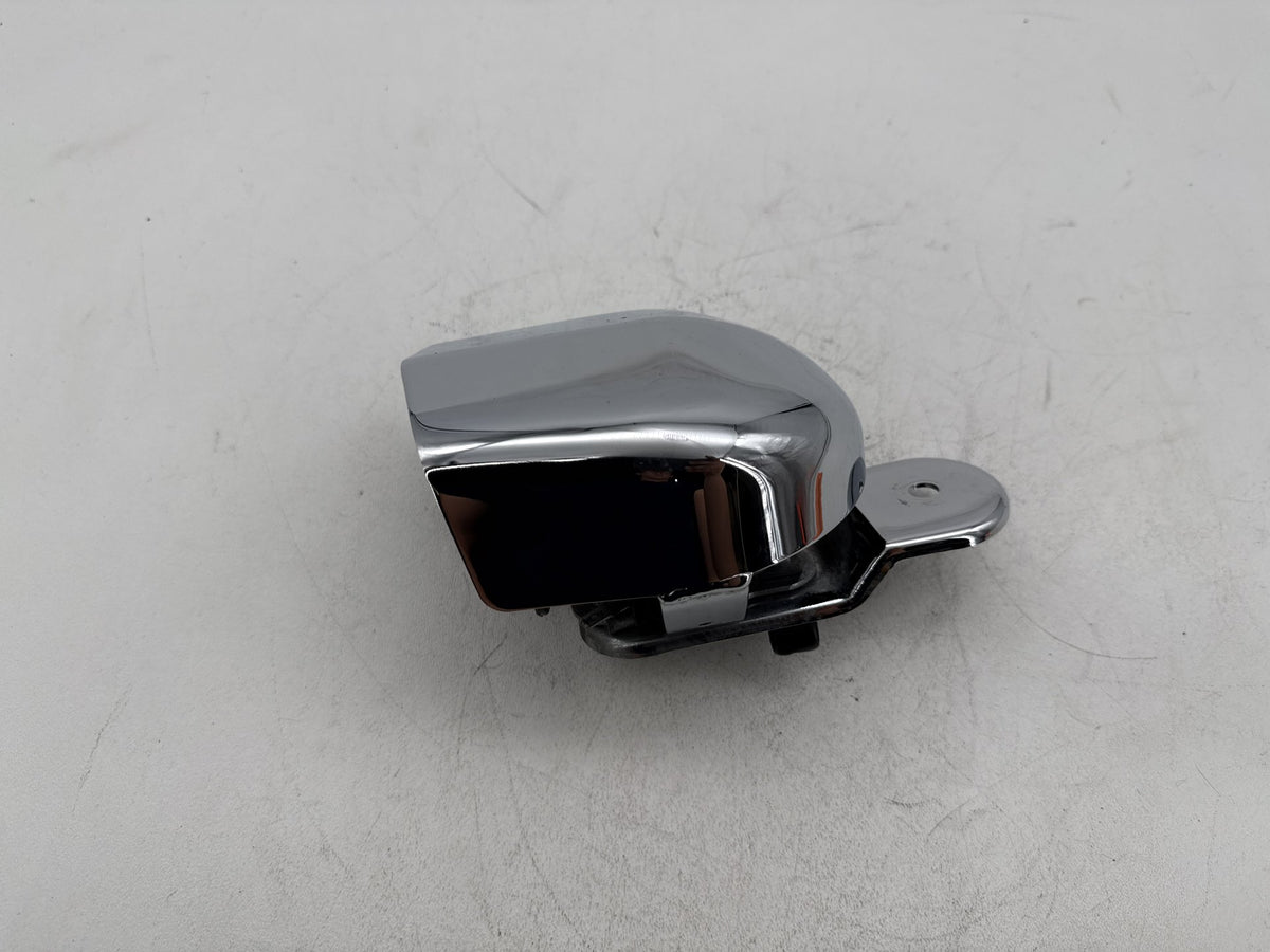2008 Harley Softail Custom FXSTC OEM Horn Signal Klaxon Chrome Cover