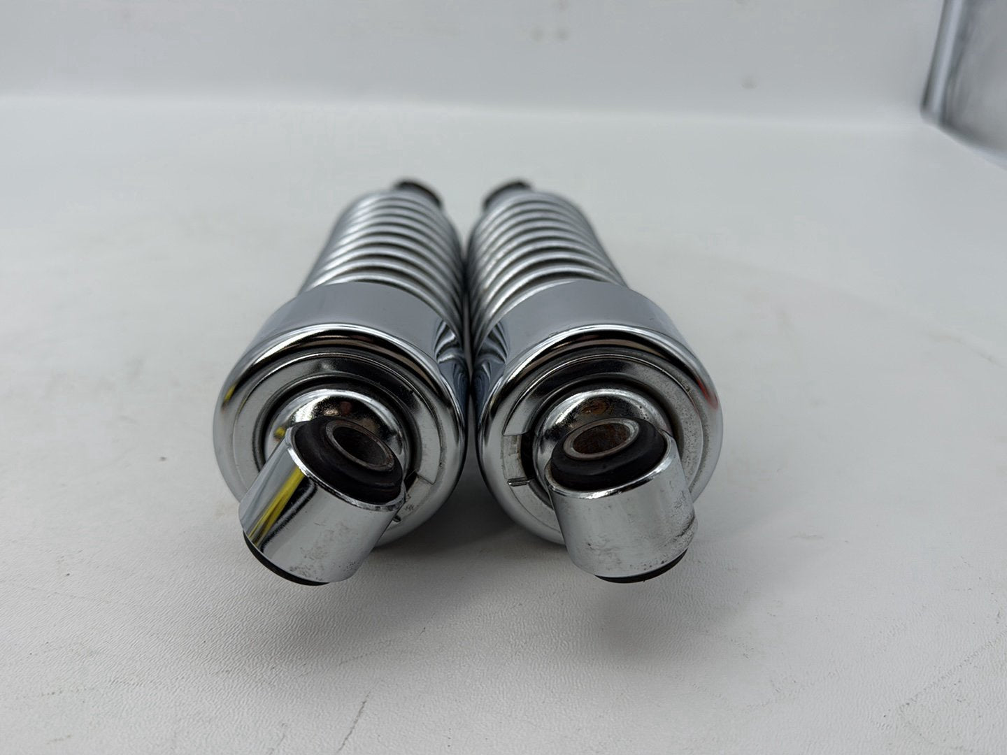 2004 - 2013 Harley-Davidson Sportster 883 Custom Rear Left Right Shock Absorbers  	54568-04