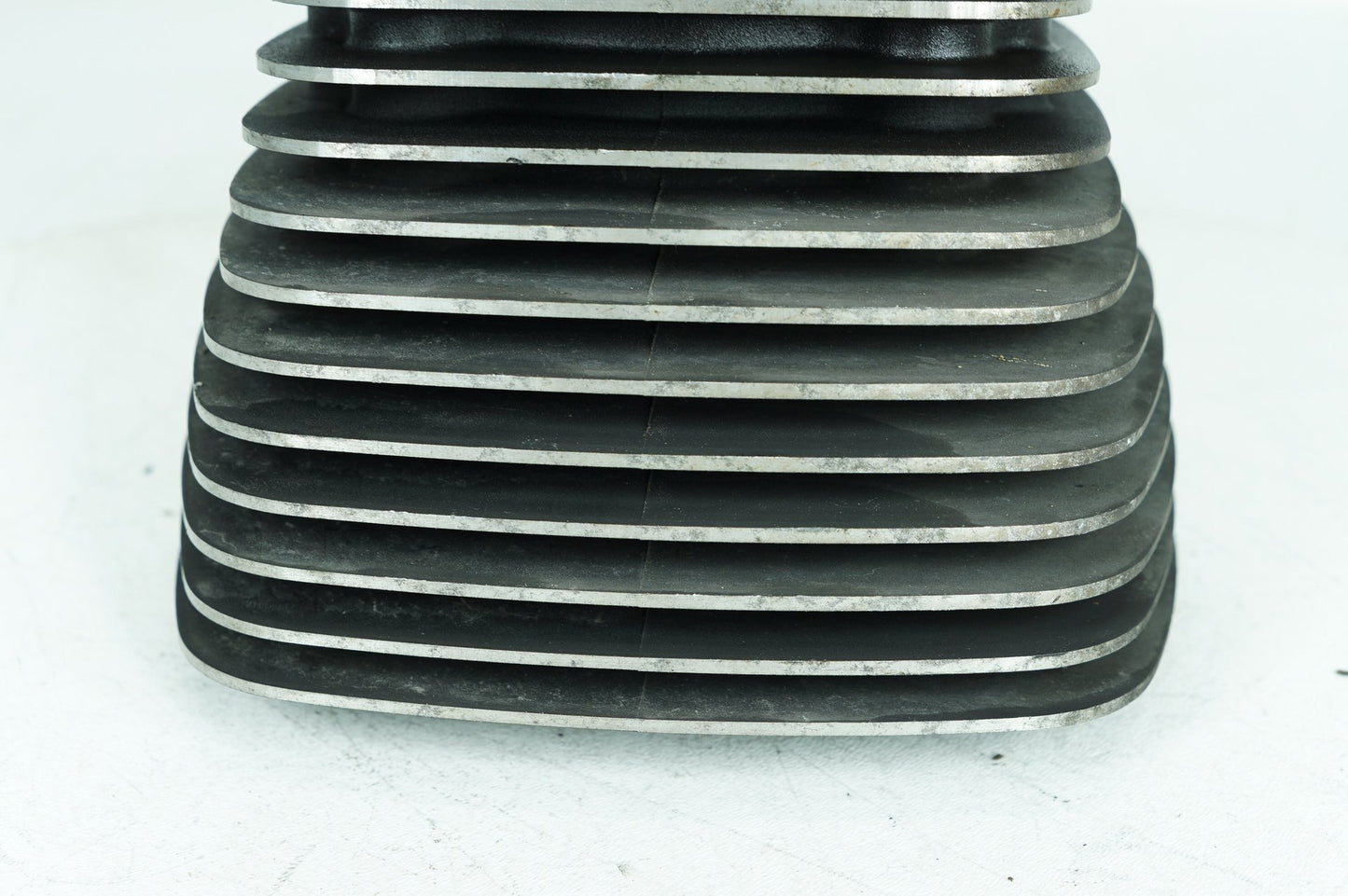 1999 - 2006 Harley-Davidson Touring Road King Twin Cam Engine Jug 1 Cylinder Barrel  	16526-99