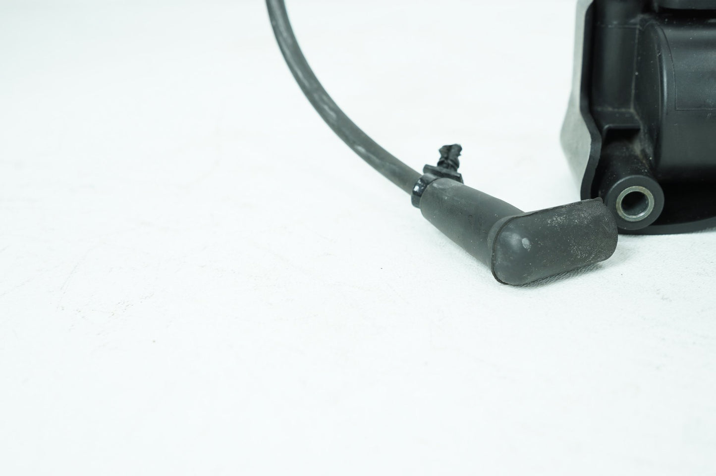 2007 - 2017 Harley-Davidson Dyna Low Rider Ignition Coil Spark Plugs Cable 31696-07A