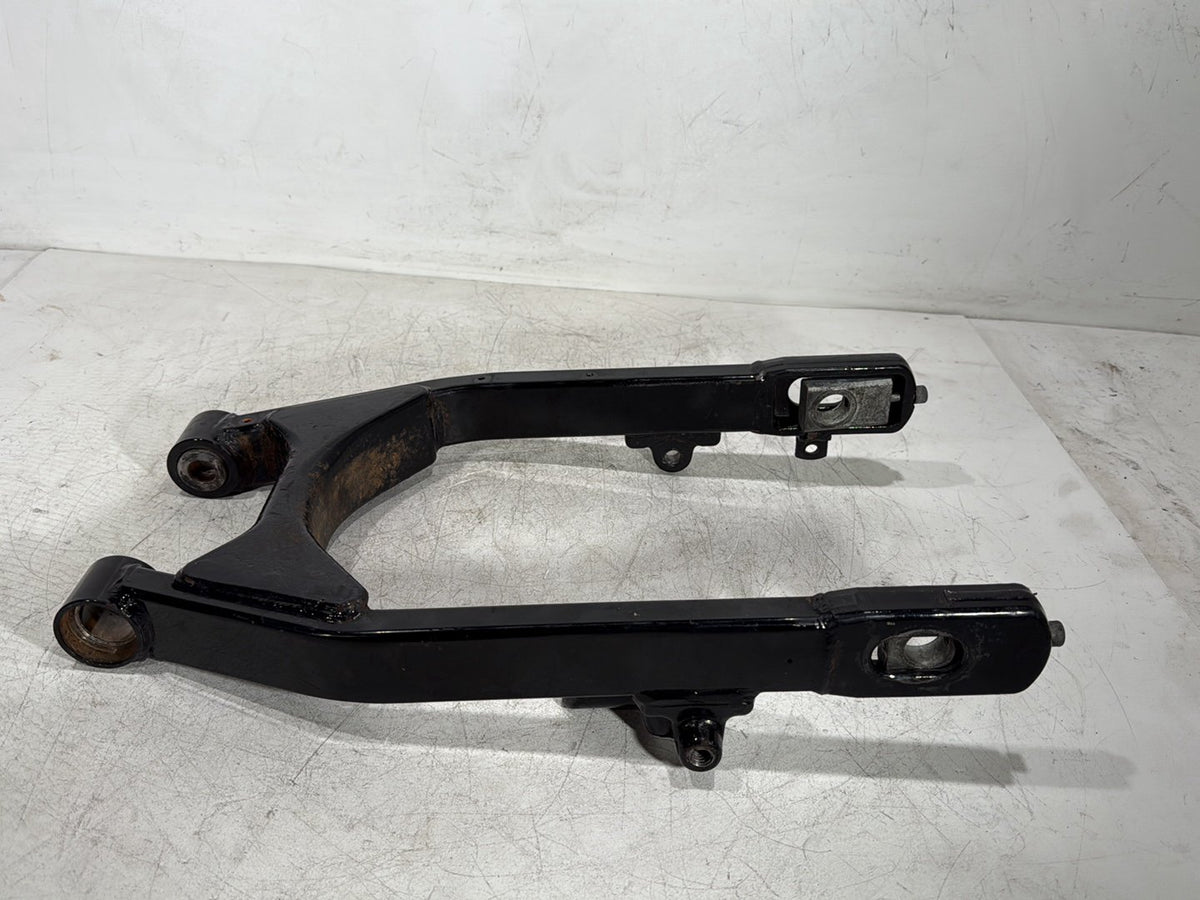 2007 Harley Dyna Street Bob FXDB OEM Rear Fork Swingarm Swing Arm