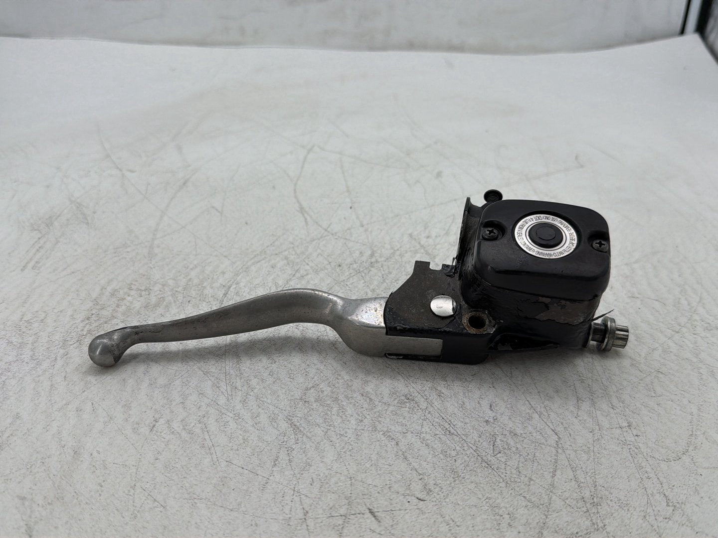2011 Harley Heritage Softail Classic FLSTC OEM Front Right Brake Lever Master Cylinder
