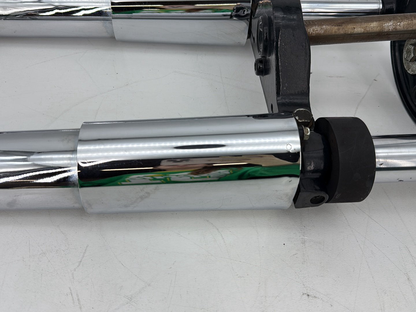 1999 - 2006 Harley-Davidson Touring CVO Screamin Eagle Road King Front Triple Tree Set & LH RH Fork Legs Sliders 45435-95 , 46473-00B