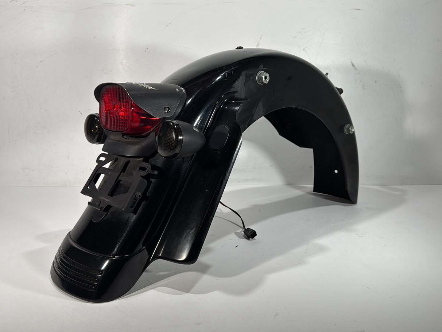 2007 Harley Street Glide Touring FLHX OEM Rear Wheel Fender & Turn Signals Bar