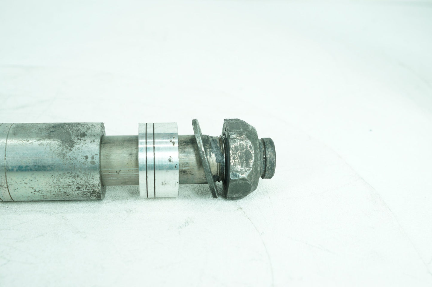 2007 - 2014 Harley-Davidson Dyna Super Glide Custom Rear Wheel Axle Bolt Shaft 41114-08