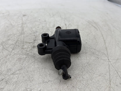 2016 Harley Road King Touring FLHR OEM Rear Brake Master Cylinder Reservoir