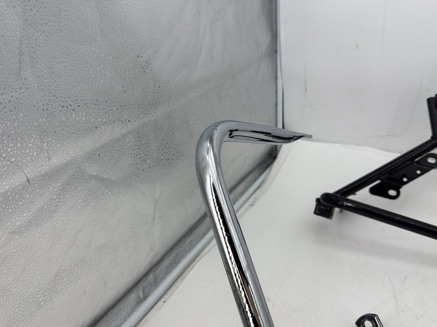 2011 Harley Electra Glide Ultra OEM Rear Left Right Saddlebag Guard Rails Bar