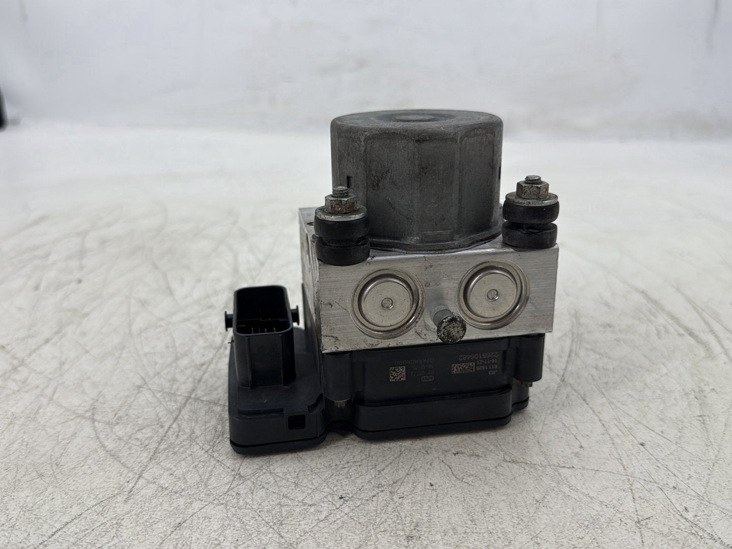 2015 Harley Road Glide Touring FLTRXS OEM ABS Brake Pump & Control Module