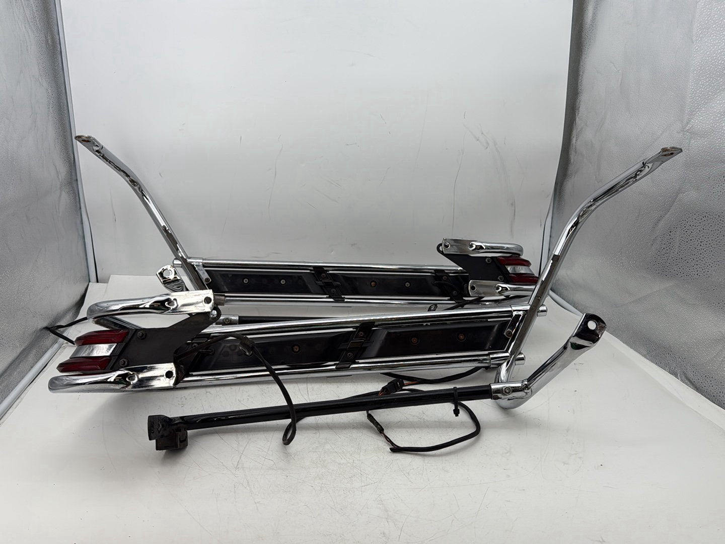 1995 Harley Touring FLHTCI Electra Glide Classic OEM Rear Left Right Saddlebag Guard Rails Bar