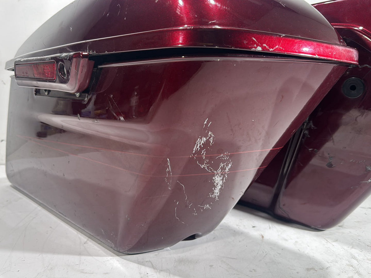 2014 Harley Street Glide OEM Left 1 Saddlebag Luggage NO Key SCRATCHED