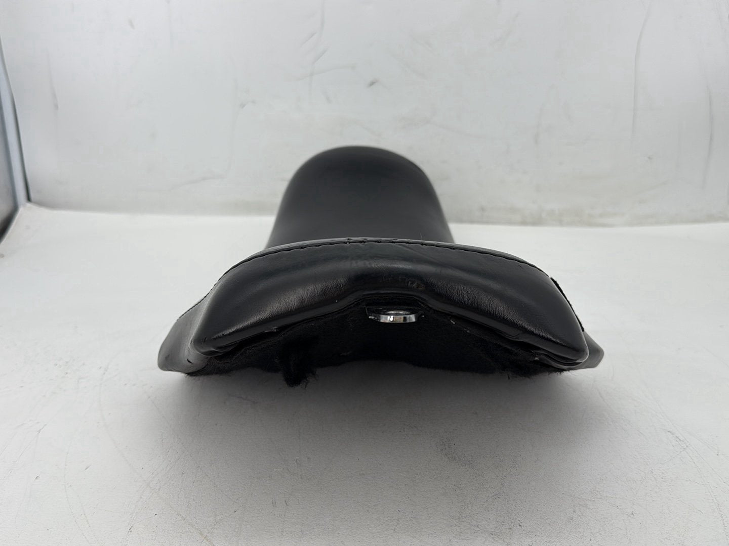 2006 Harley Dyna FXDWGI Wide Glide OEM Rider Driver Seat Saddle Le Pera