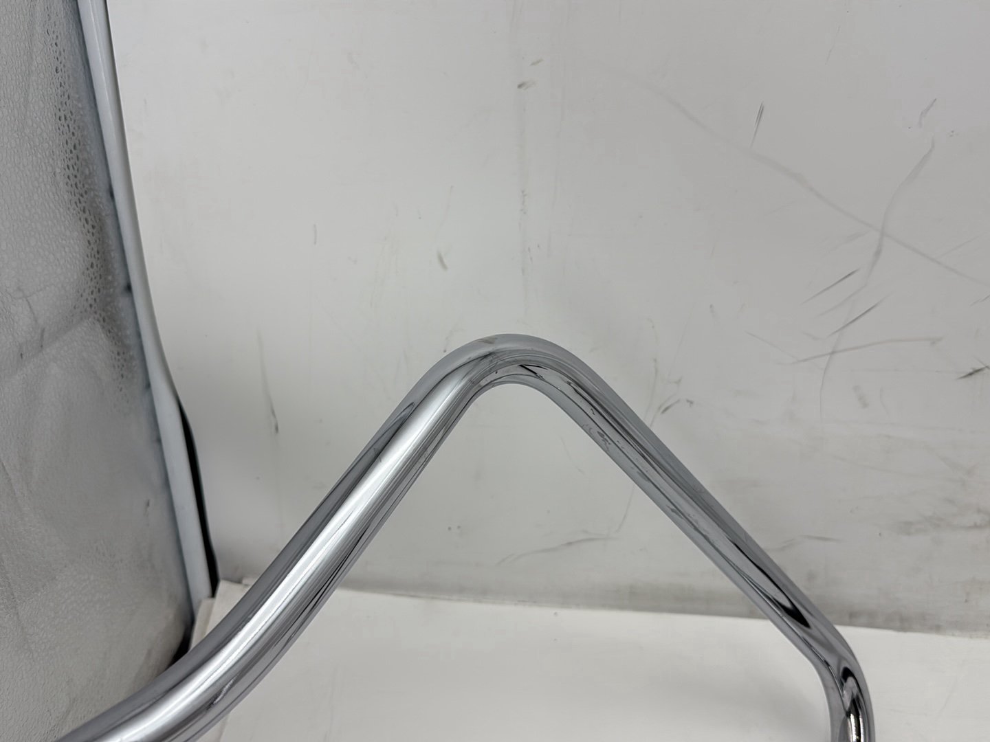 2018 Harley Electra Glide Touring Ultra FLHTCU OEM Rear Left Right Saddlebag Guard Rails Bar