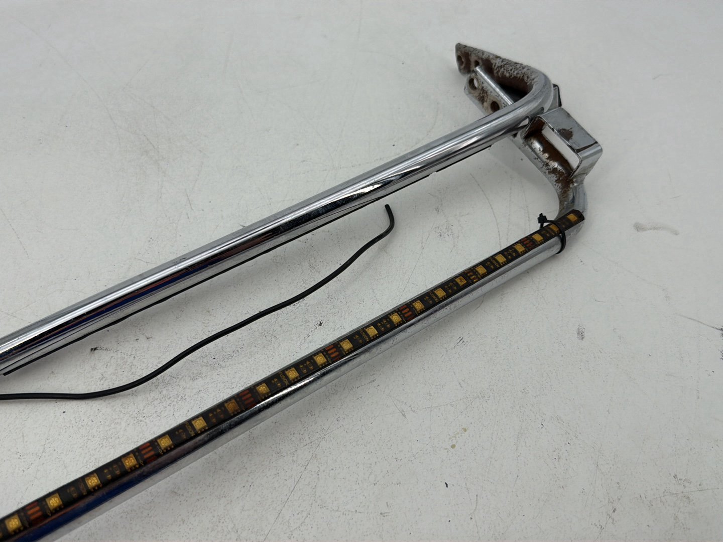 2007 - 2012 Harley-Davidson Touring Street Glide Rear Left Right Saddlebag Guard Rails Bar