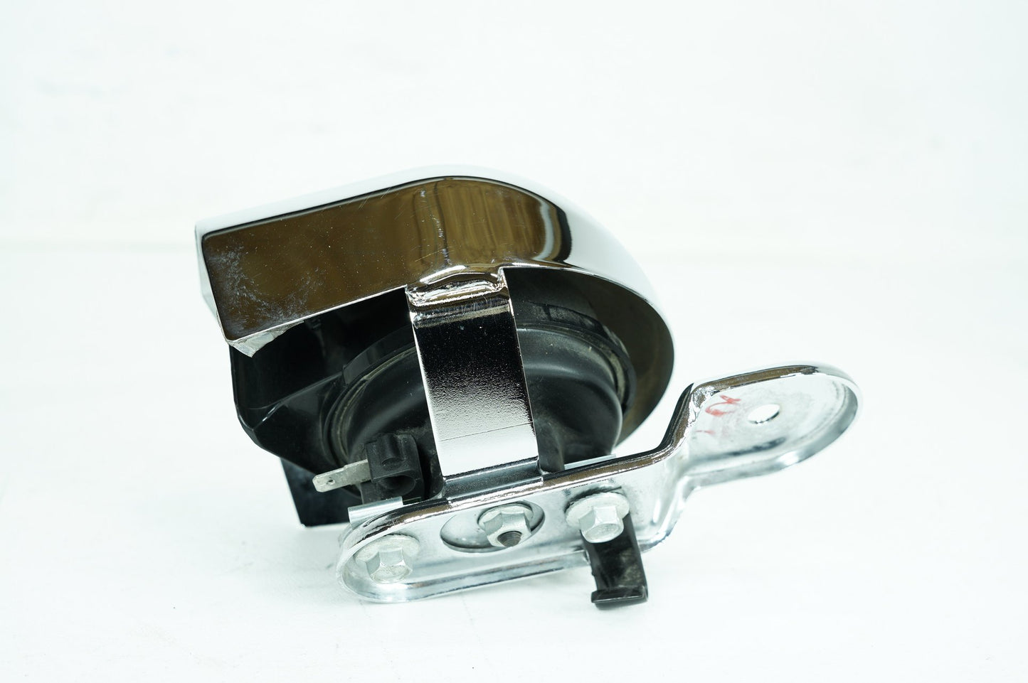 2007 - 2012 Harley-Davidson Touring Electra Glide Ultra Horn Signal Klaxon Chrome Cover 69060-90F